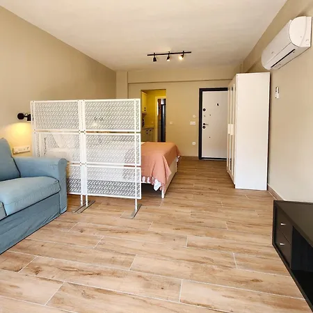 Demir Point By Safiya *